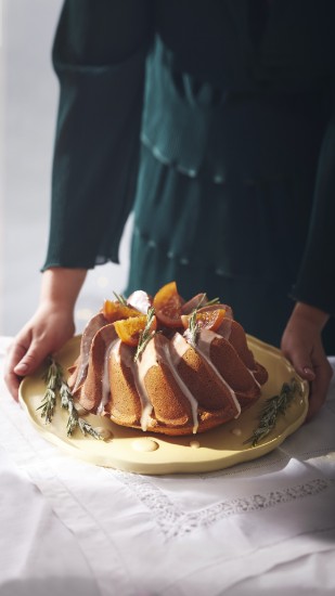 Servirni pladenj, keramika, 31 cm, Vanilla, "Madeleine" - Emile Henry