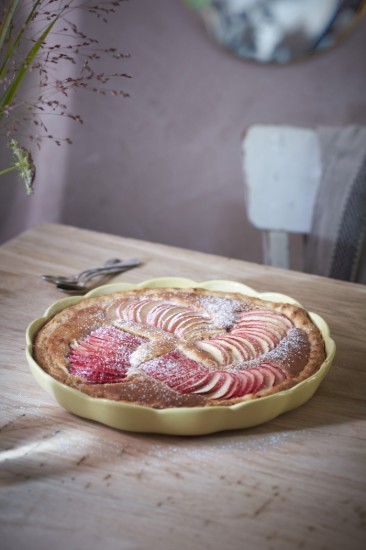 Tart tray, ceramic, 31 cm, Vanilla, "Madeleine" - Emile Henry