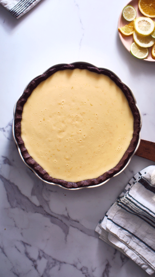 Tart tray, ceramic, 31 cm, Vanilla, "Madeleine" - Emile Henry