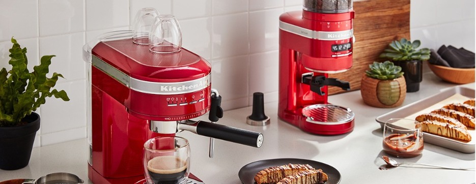 How to choose the right coffee machine for you: Tips and useful recommendations