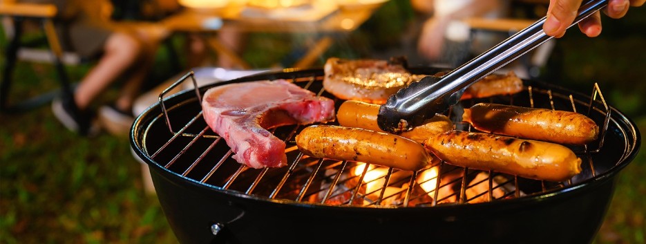 In what order should meat be placed on the grill: Useful tips and recommendations