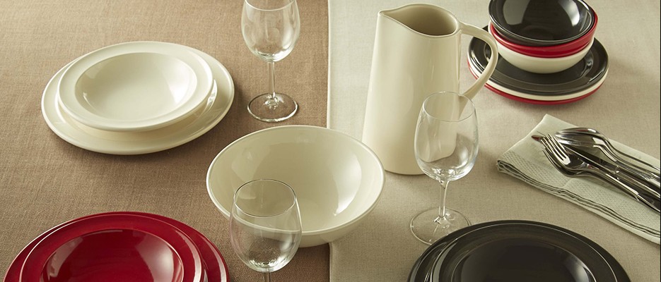 The guide to natural ceramic cookware: The benefits of slow and even baking for flavor and texture