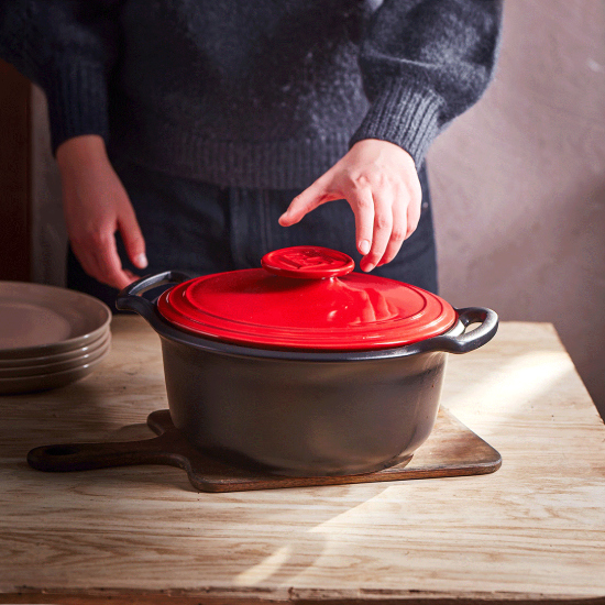 Borma tat-tisjir Cocotte taċ-ċeramika, 28.5cm/4L, "Sublime +", Burgundy - Emile Henry