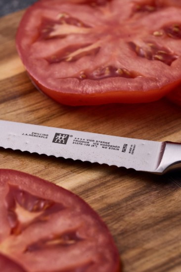 Couteau universel, 13 cm, <<TWIN Four Star>> - Zwilling