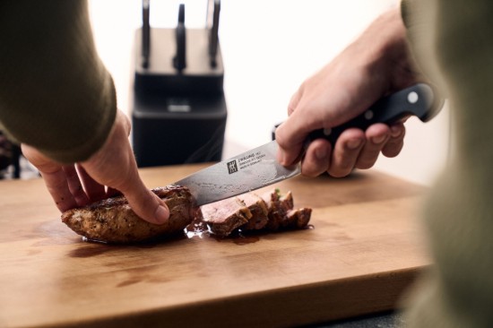 Nůž na krájení, 20 cm, <<ZWILLING Pro>> - Zwilling