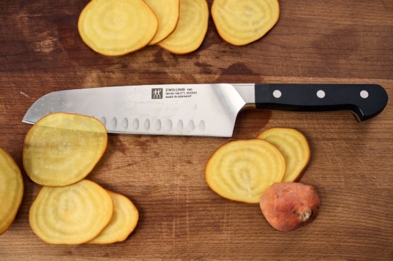 Scian Santoku, 18 cm, <<ZWILLING Pro>> - Zwilling