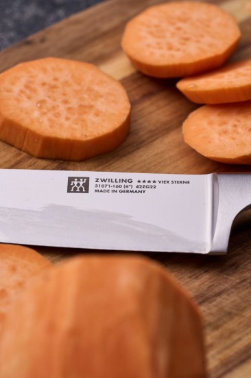 Faca do Chef, 16 cm, <<TWIN Four Star>> - Zwilling