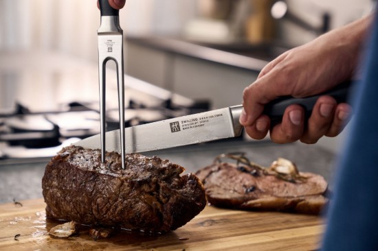 Nož za rezanje, 20 cm, <<TWIN Four Star>> - Zwilling