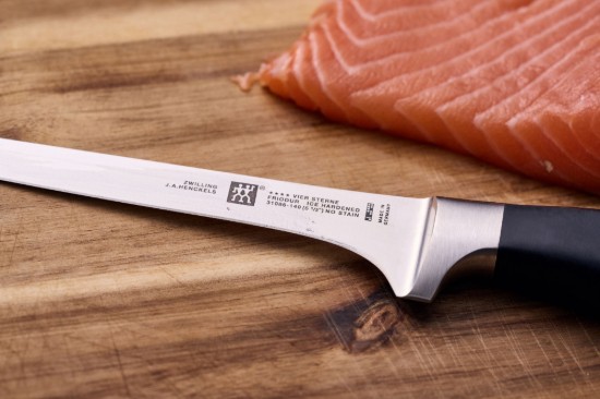 Nóż do odkostniania, 14 cm, <<TWIN Four Star>> - Zwilling