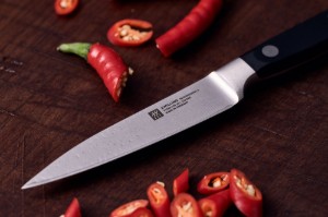 Knife for vegetables and fruits, 10 cm, <<Professional S>> - Zwilling