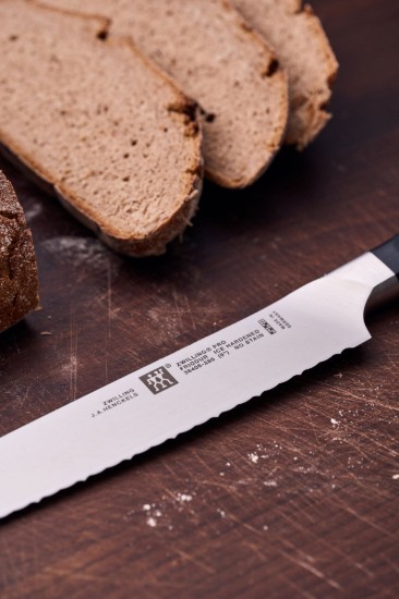 Bread knife, 23 cm, "ZWILLING Pro" - Zwilling