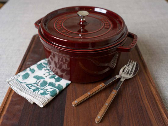 Cocotte Kochtopf, Gusseisen, 28 cm/6.7L, Grenadine - Staub