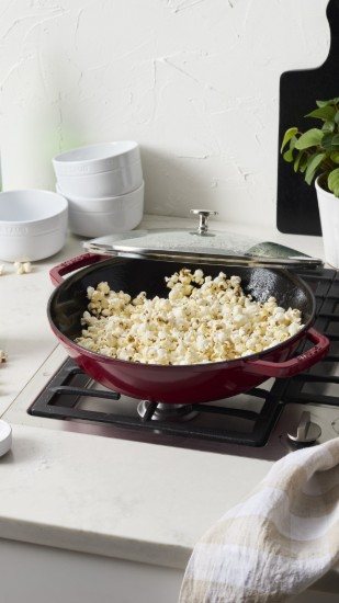 Wokpande, støbejern, 30 cm, Cherry - Staub