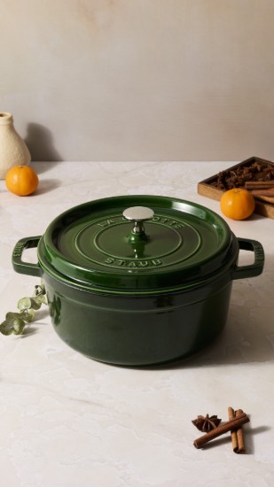 Cast iron Cocotte cooking pot, 24 cm/3.8 l, Basil - Staub