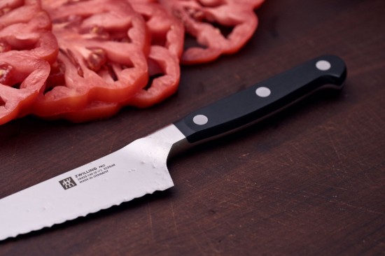 Chef's knife, serrated blade, 14 cm, ZWILLING Pro - Zwilling