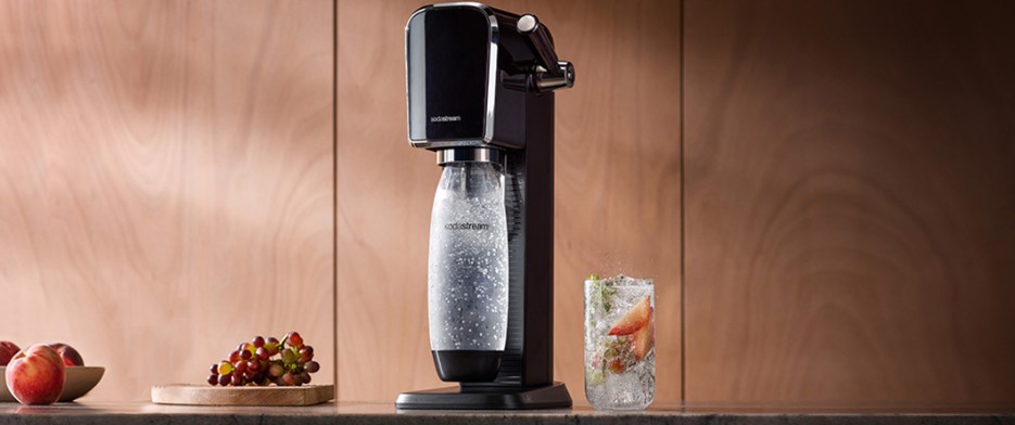 How to carbonate water with SodaStream: everything you need to know
