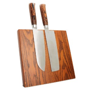 Wooden magnetic knife holder for 5 knives, "Rockingham Forge" - Grunwerg