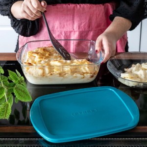 Quadratischer Lebensmittelbehälter mit Deckel, hitzebeständiges Glas, 25 x 22 cm / 2,2 l, Blau – PYREX