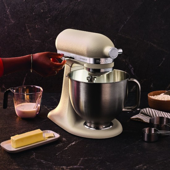 Stand mixer with 4.7 L bowl, Artisan Plus, Model 50, Oat - KitchenAid