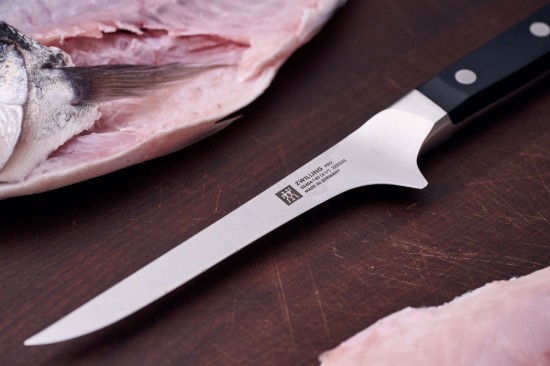 Fillet knife, 14 cm, <<ZWILLING Pro>> - Zwilling