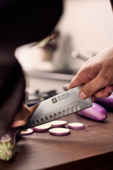 Нож Santoku, 18 см, <<ZWILLING Pro>> - Zwilling