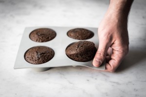 Szilikon forma 4 db muffinhoz, 21 cm x 17,6 cm - "de Buyer" márka