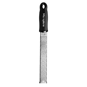 Klasické strúhadlo, chirurgická nehrdzavejúca oceľ, 32,5 cm, čierne - Microplane