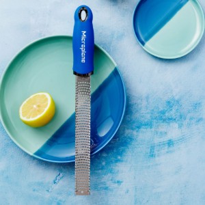 Classic grater, surgical stainless steel, 32.5 cm, Blueberry Pop - Microplane