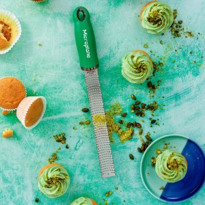 Classic grater, surgical stainless steel, 32.5 cm, Fresh Basil Green - Microplane