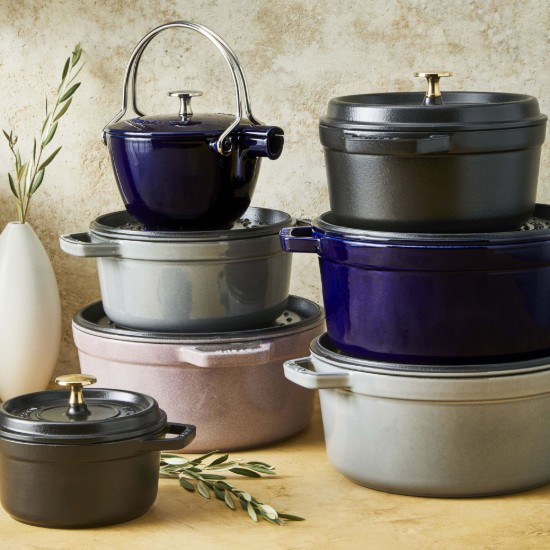 Cocotte cooking pot, cast iron, 24 cm/3.8 l, Dark Blue - Staub