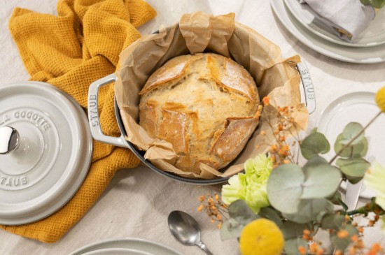 Cocotte cooking pot, cast iron, 28cm/6.7L, White Truffle - Staub