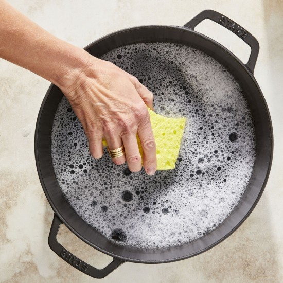 Chistera casserole dish, cast iron, 28 cm, Black - Staub