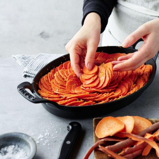 Ovali orkaitės forma, ketaus, 28 cm, Black  - Staub