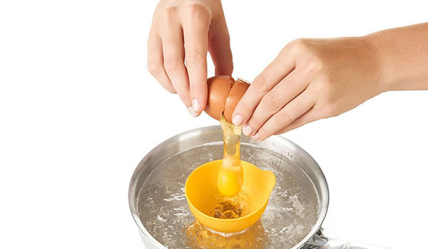 What is food poaching and what types of foods can be cooked using this technique?